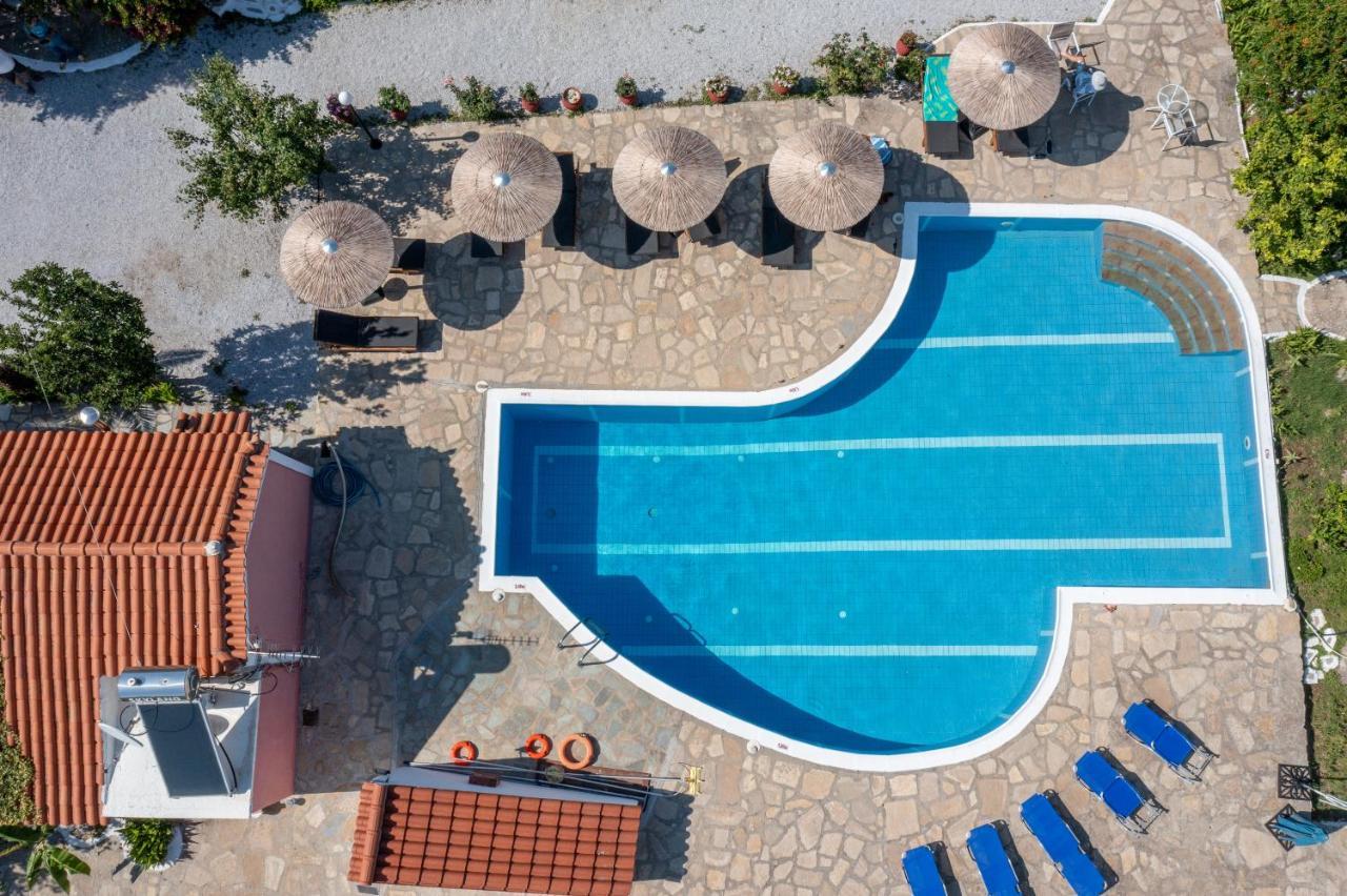 Anastasia Apartments Kampos Marathokampou Екстер'єр фото