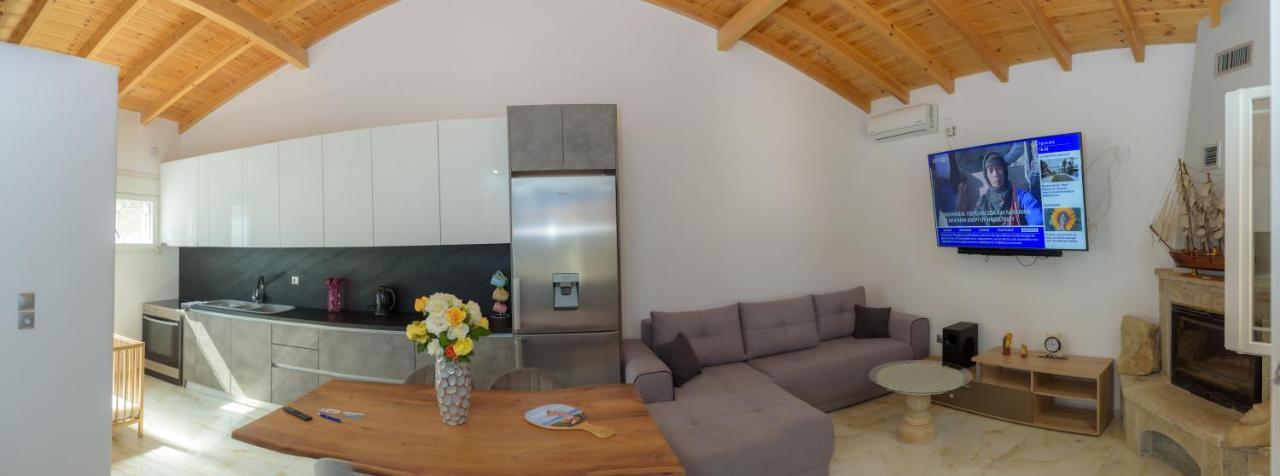 Anastasia Apartments Kampos Marathokampou Екстер'єр фото